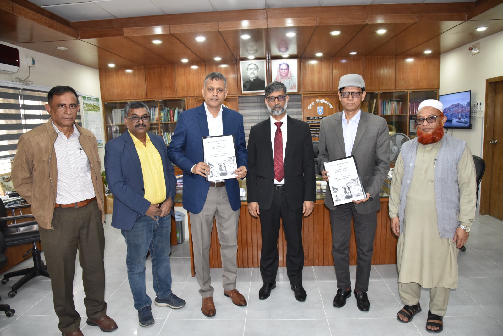 Khulna University and Aranyak Foundation to assess climate change impact on Sundarbans.